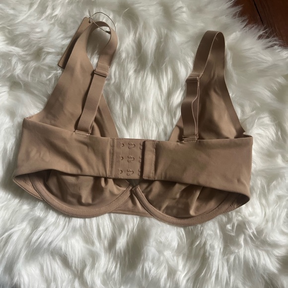 NWT SKIMS FITS EVERYBODY UNLINED APEX PLUNGE BRA CLAY 36DD - Picture 5 of 8